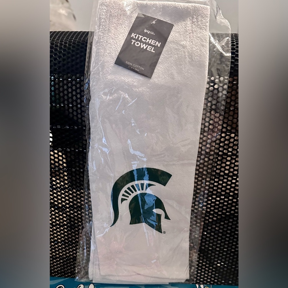 Michigan State kitchen towel